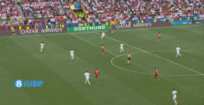 开幕之夜！三名英超中场球员B西特、B费和蒂莱曼斯当晚打入欧洲杯首球