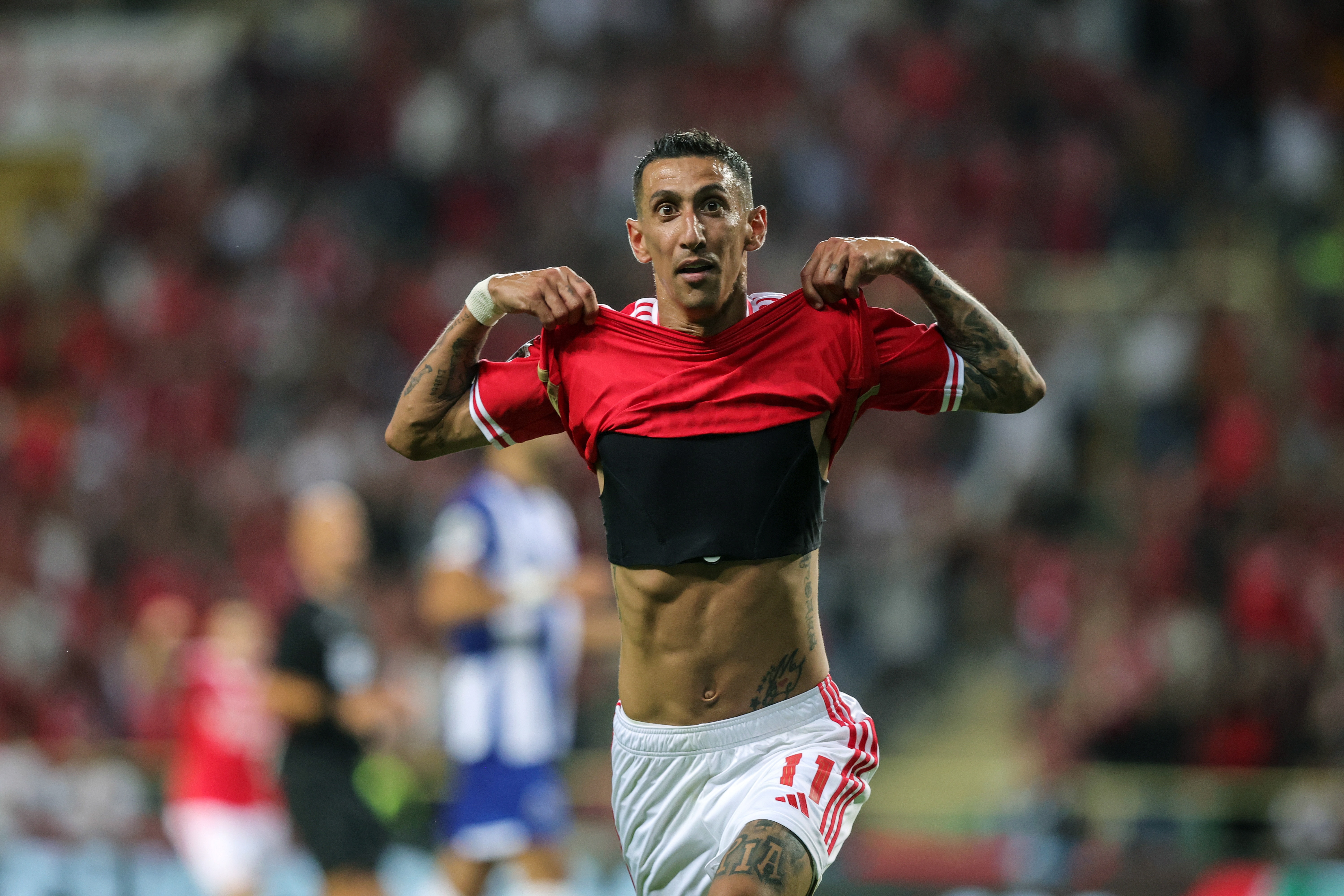 早报:仁仰马翻!皇马、拜仁均0-1输球